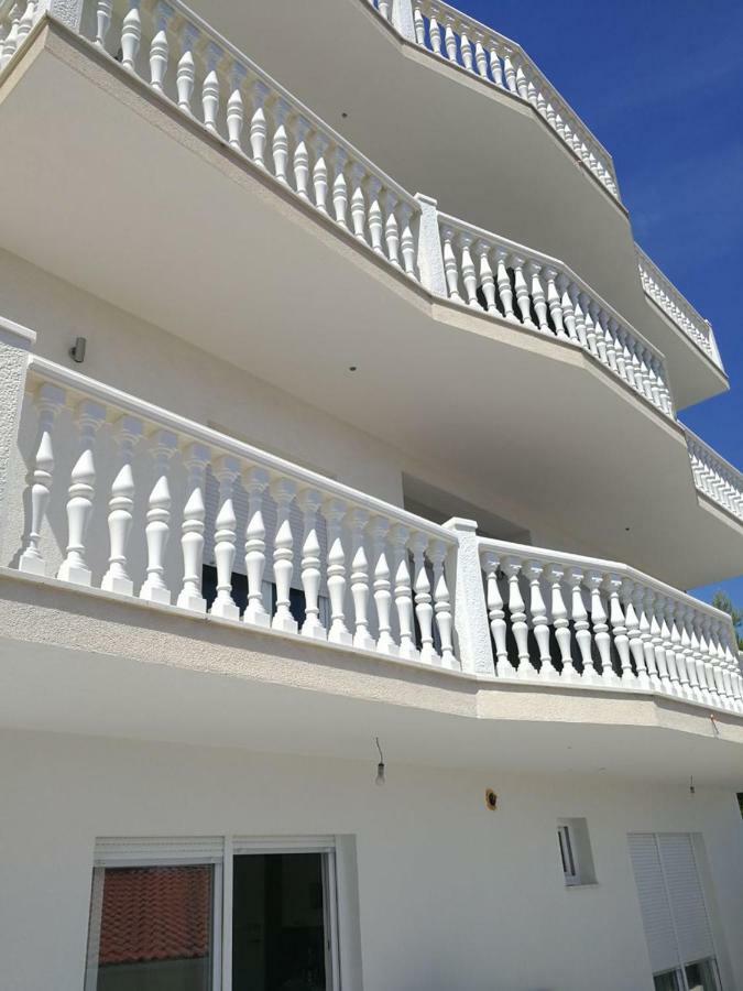 Apartments Prpic Seget Vranjica Luaran gambar