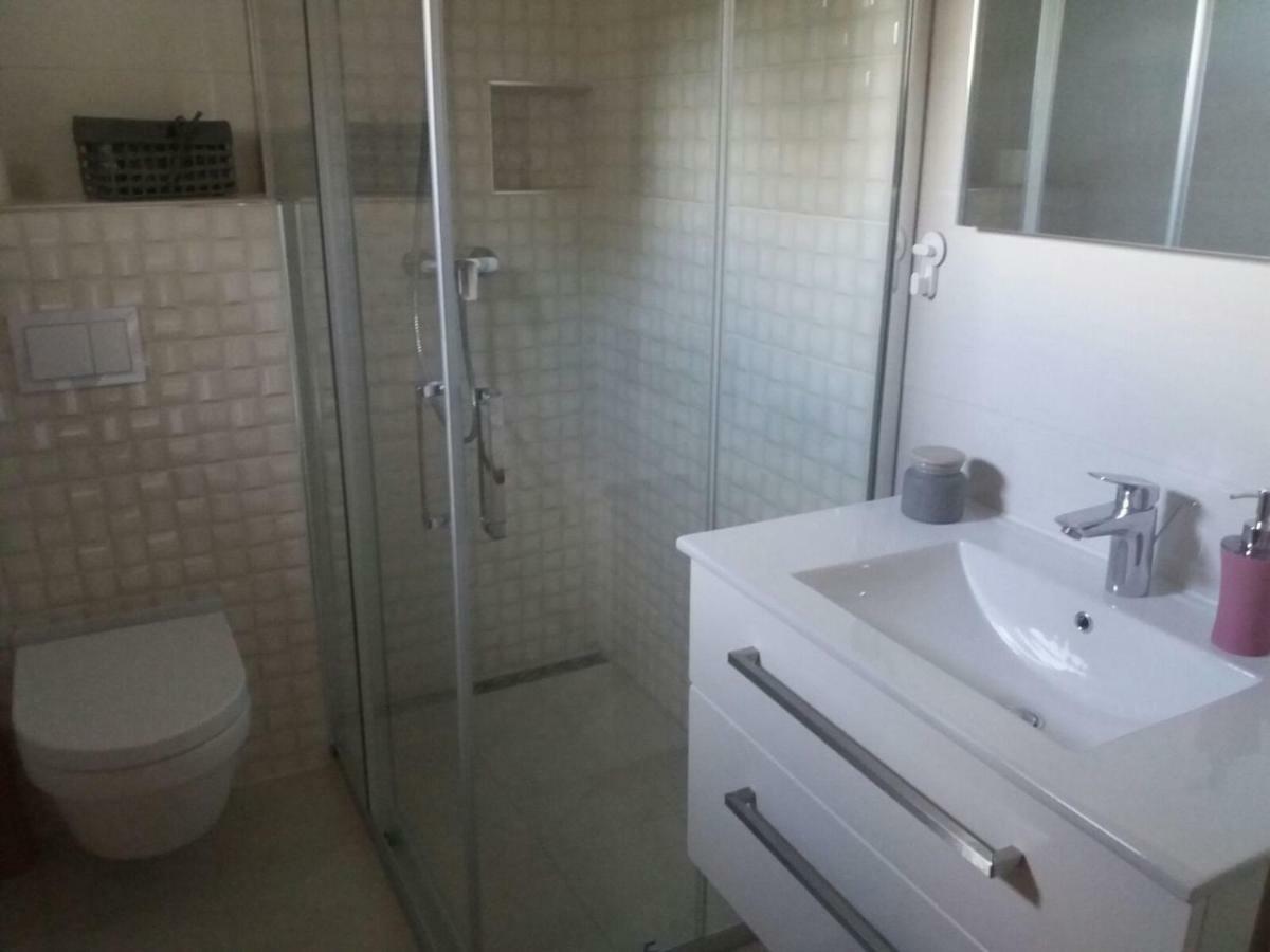 Apartments Prpic Seget Vranjica Bilik gambar