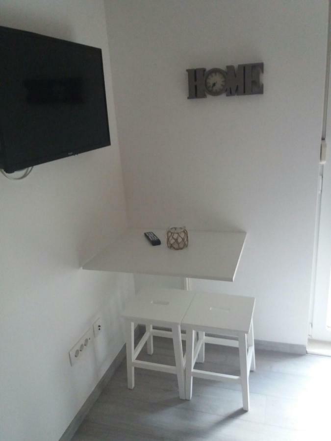 Apartments Prpic Seget Vranjica Bilik gambar